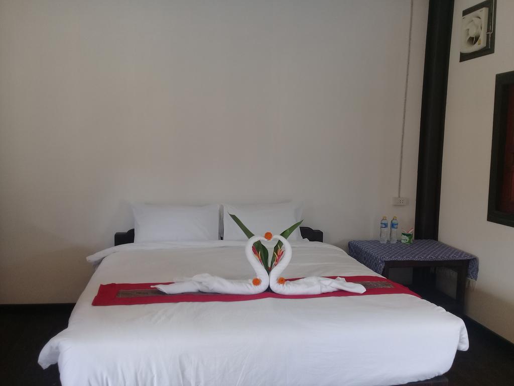 Thongdam Guesthouse Ban O エクステリア 写真